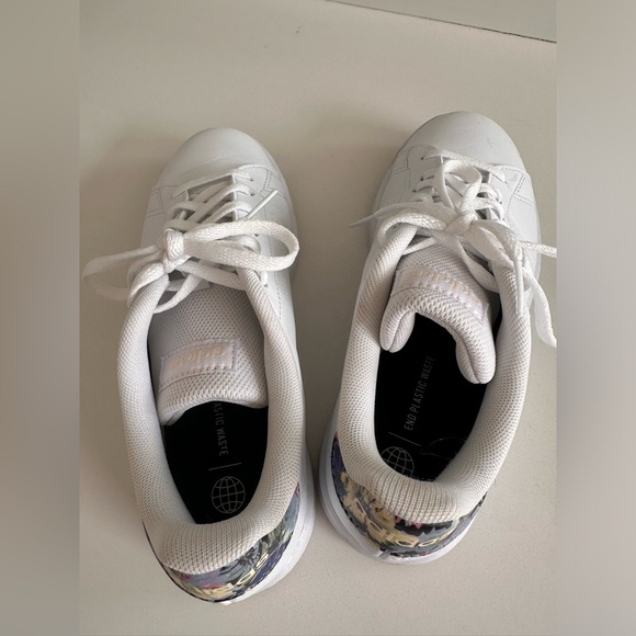 Adidas Tennis Court Shoe - Picture 6 of 6